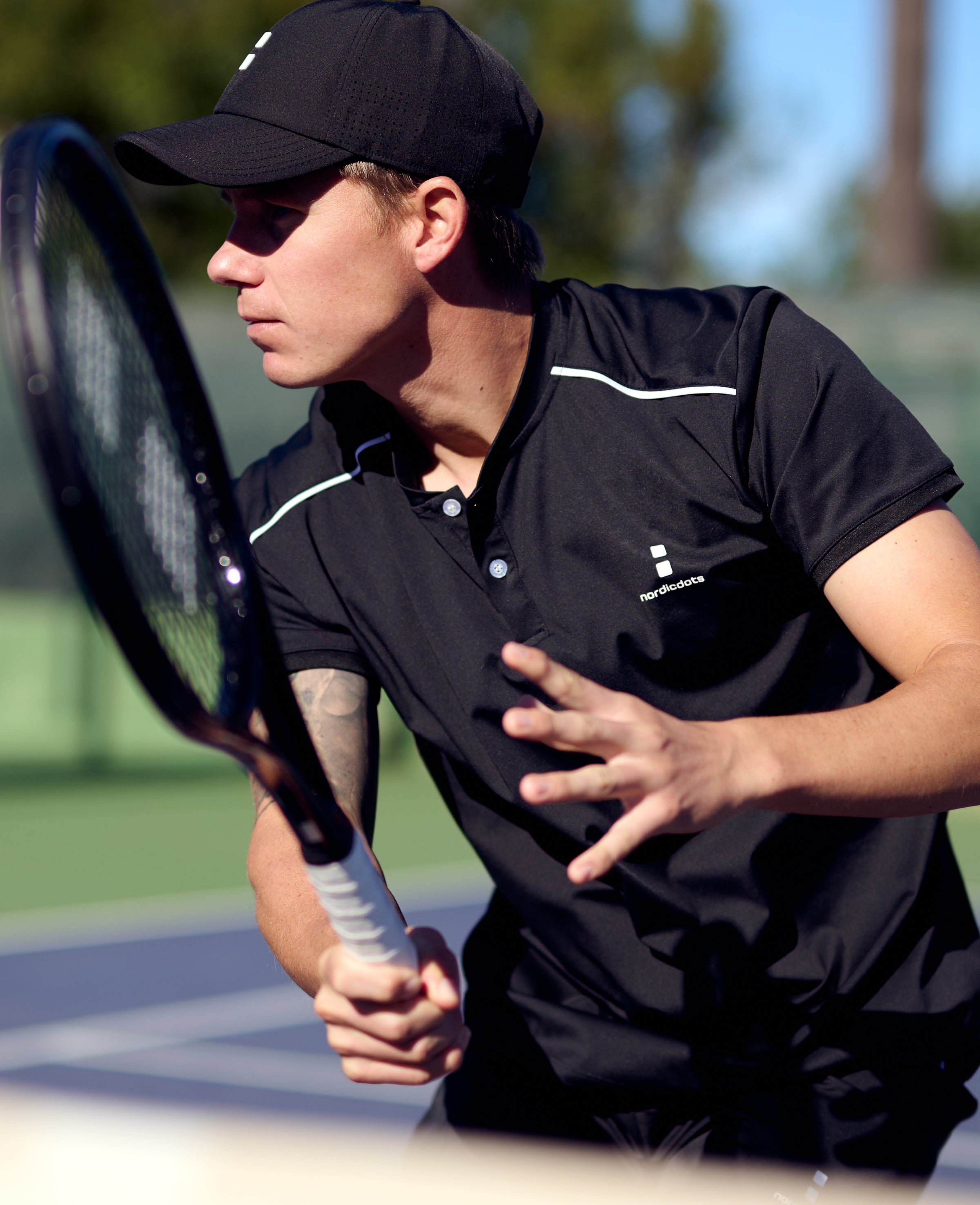 Nordicdots Polo Black, tennis and padel outfits